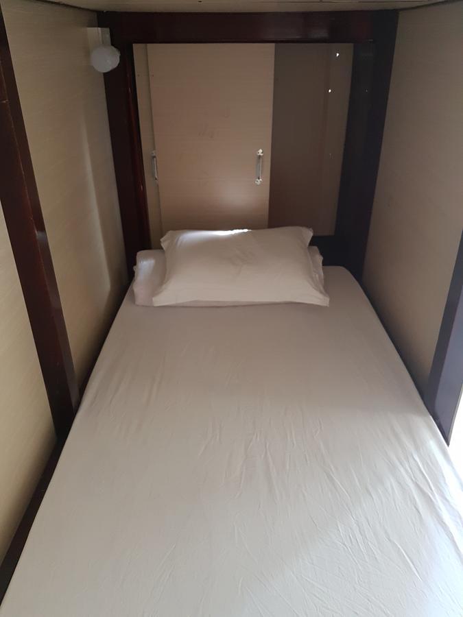 Happy Hostel Vn (Adults Only) 胡志明市 外观 照片